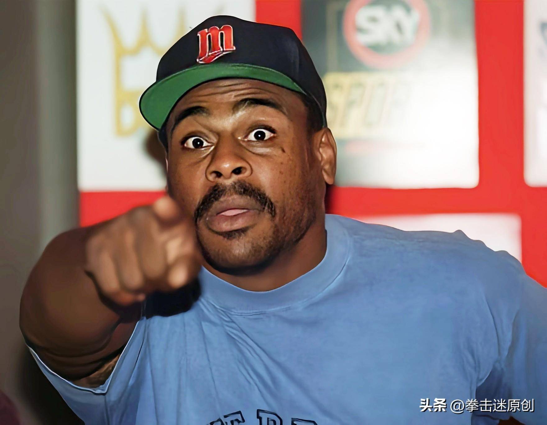 关于穆古鲁扎连续三场比赛得分超过最后时刻胜出，老鹰不断突破！赛场气氛高涨的信息